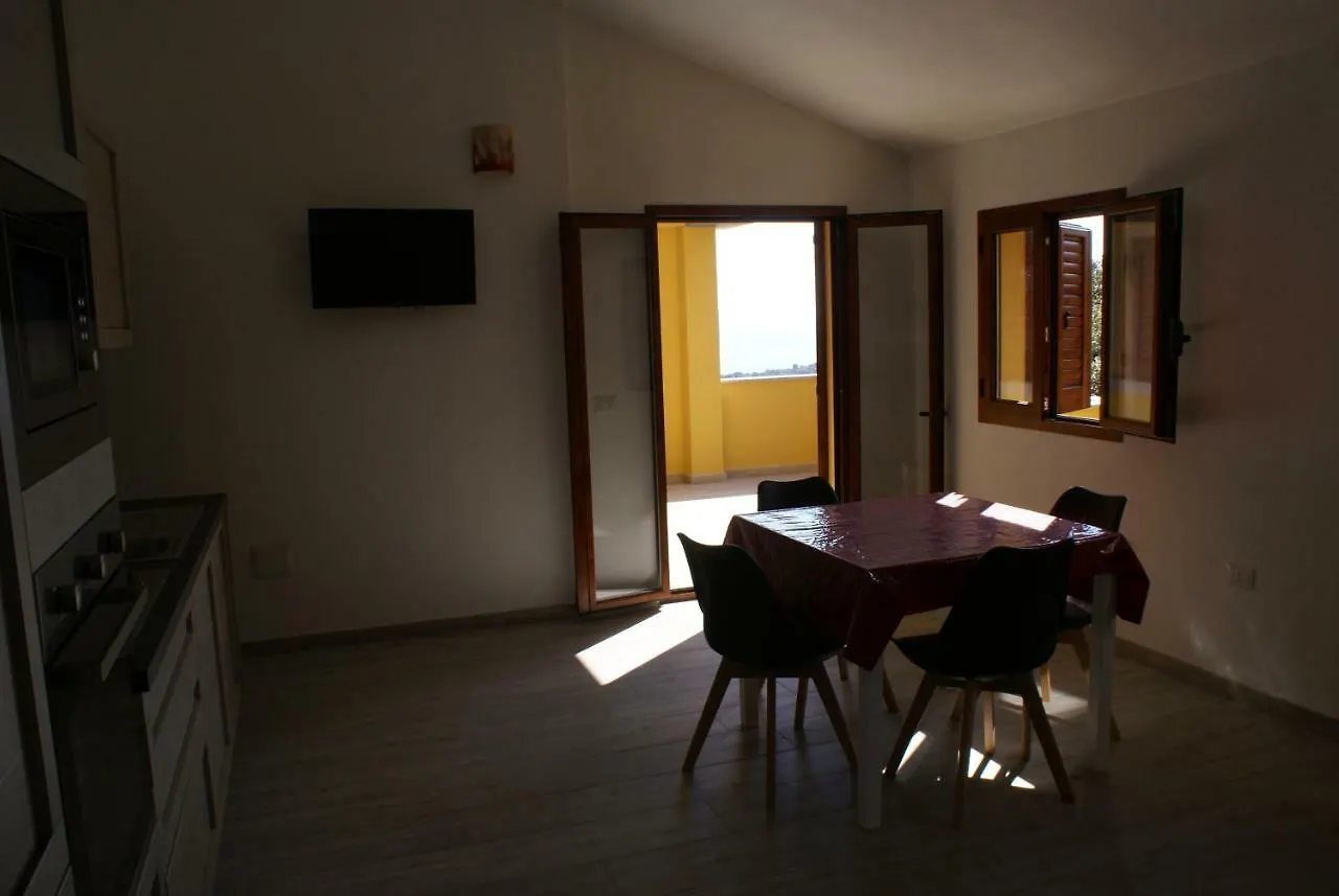 Villa casa mariolu 2 piano mansarda Cala Gonone 0*,  Italia